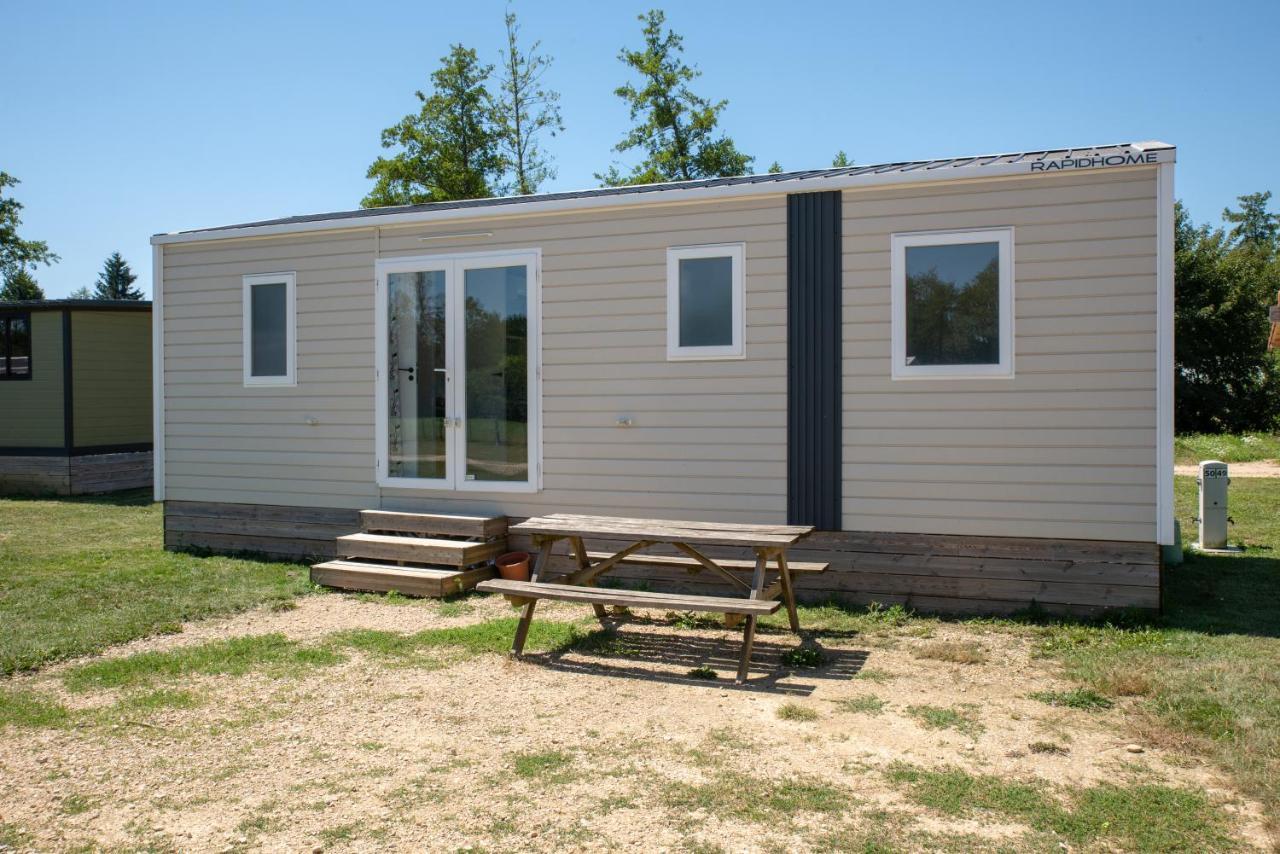 Camping Du Sevron Saint-Etienne-du-Bois  Exterior foto