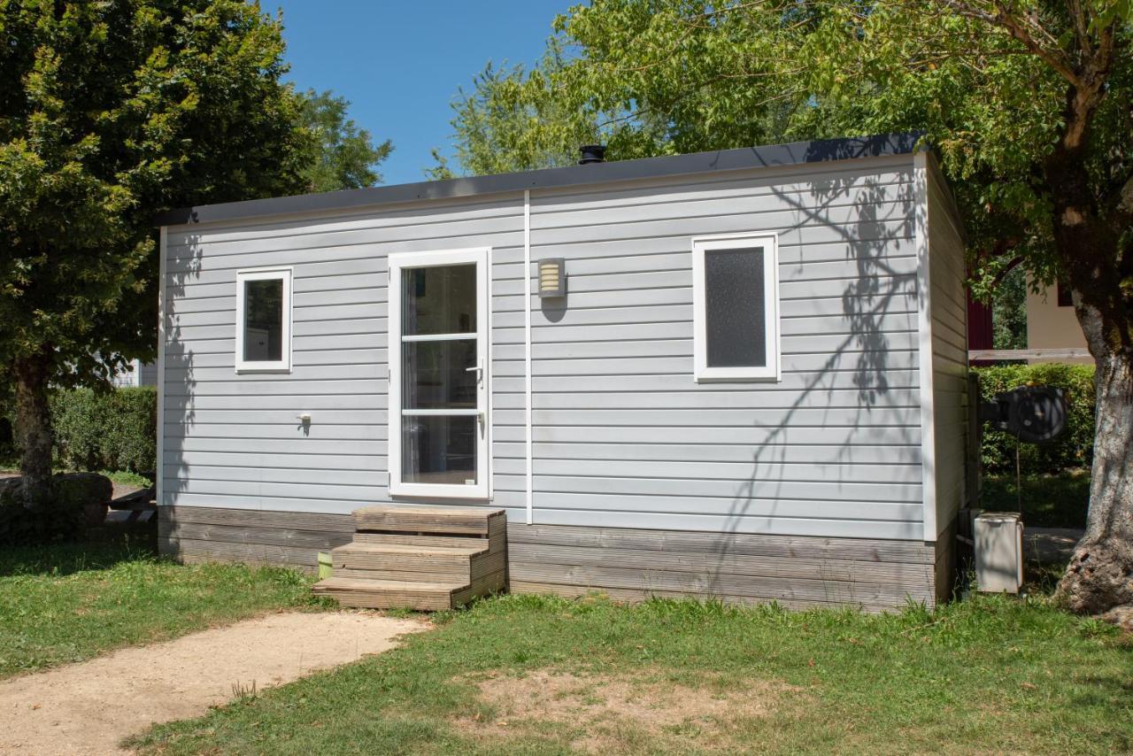 Camping Du Sevron Saint-Etienne-du-Bois  Exterior foto