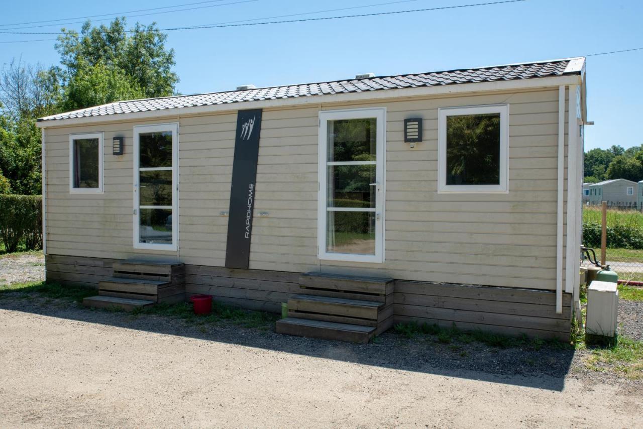 Camping Du Sevron Saint-Etienne-du-Bois  Exterior foto